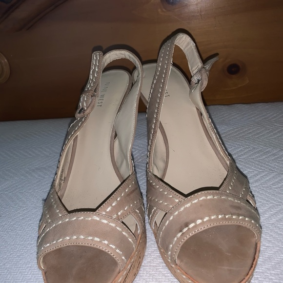 Nine West Shoes, Size 10M - Picture 4 of 5